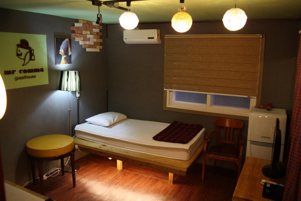 Mr. Comma * Seoul