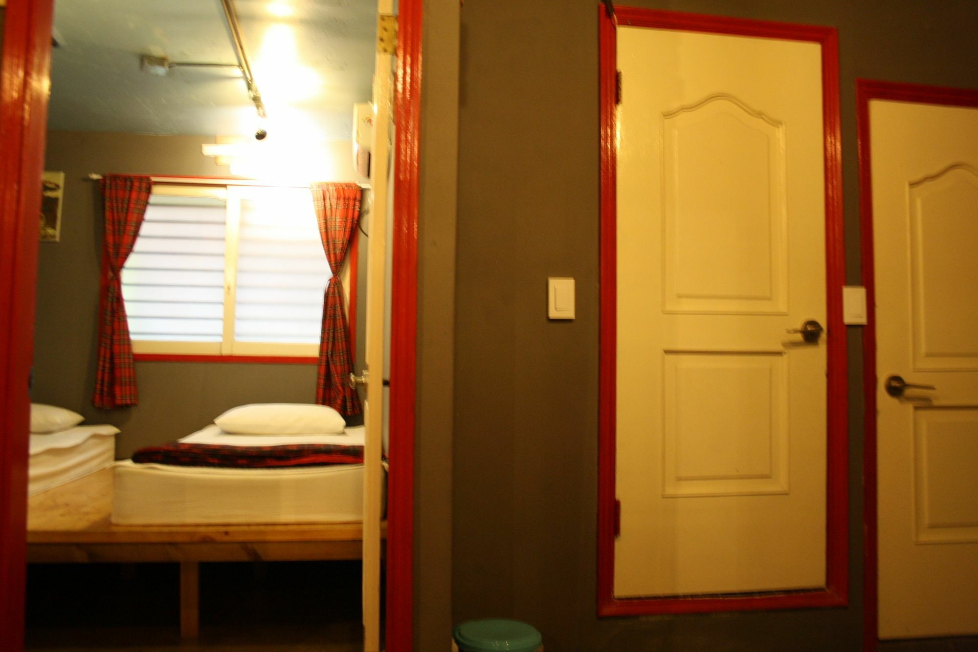 Mr. Comma Guest house *