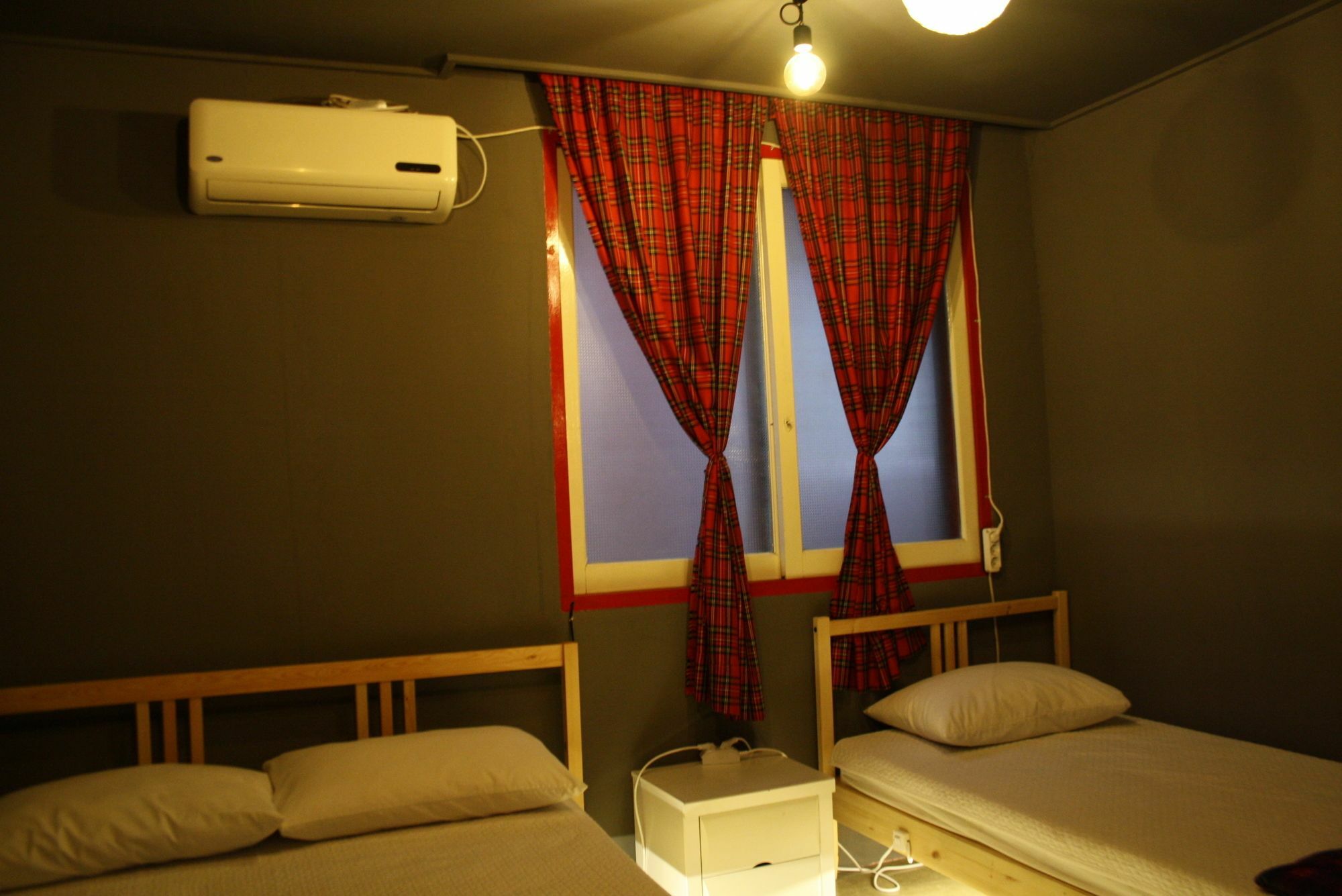 Mr. Comma Guest house *